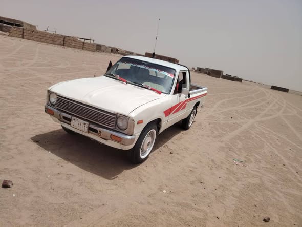 هايلوكس  80  in مدني  